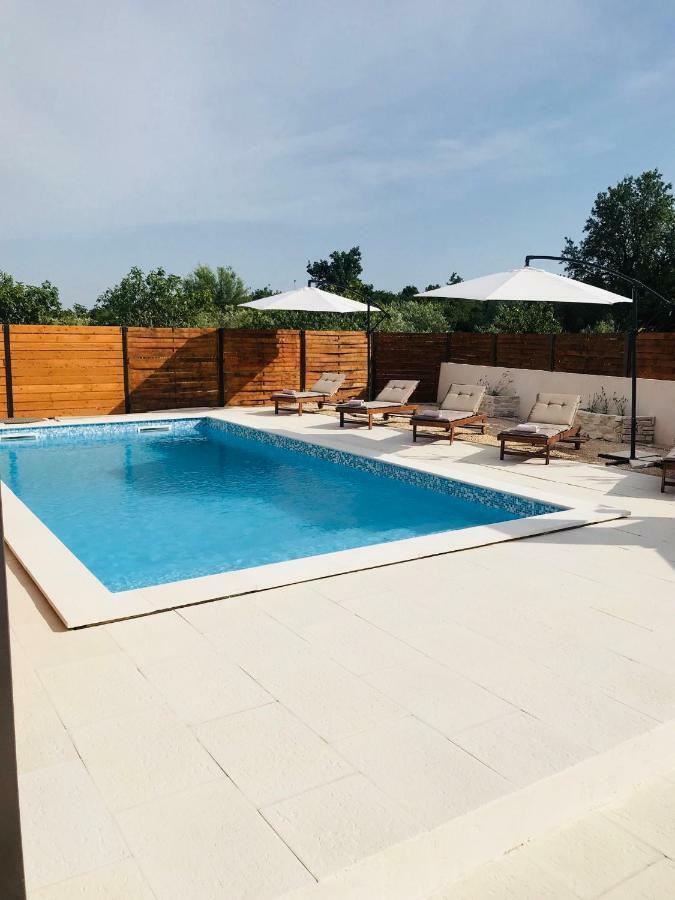 Apartments Malic Pridraga Екстериор снимка